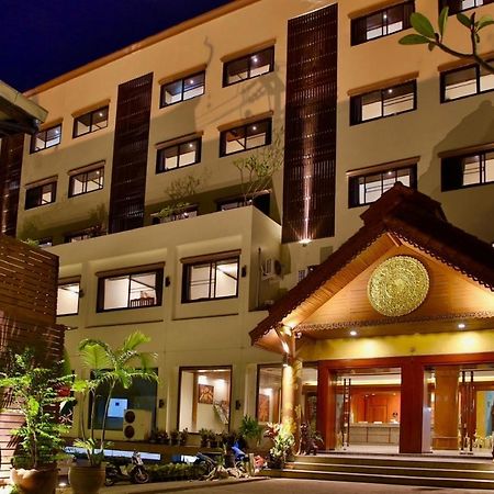 Thapaeplacehotel Chiang Mai Exterior foto
