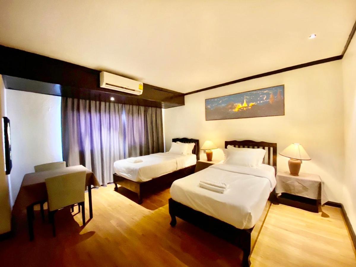 Thapaeplacehotel Chiang Mai Exterior foto