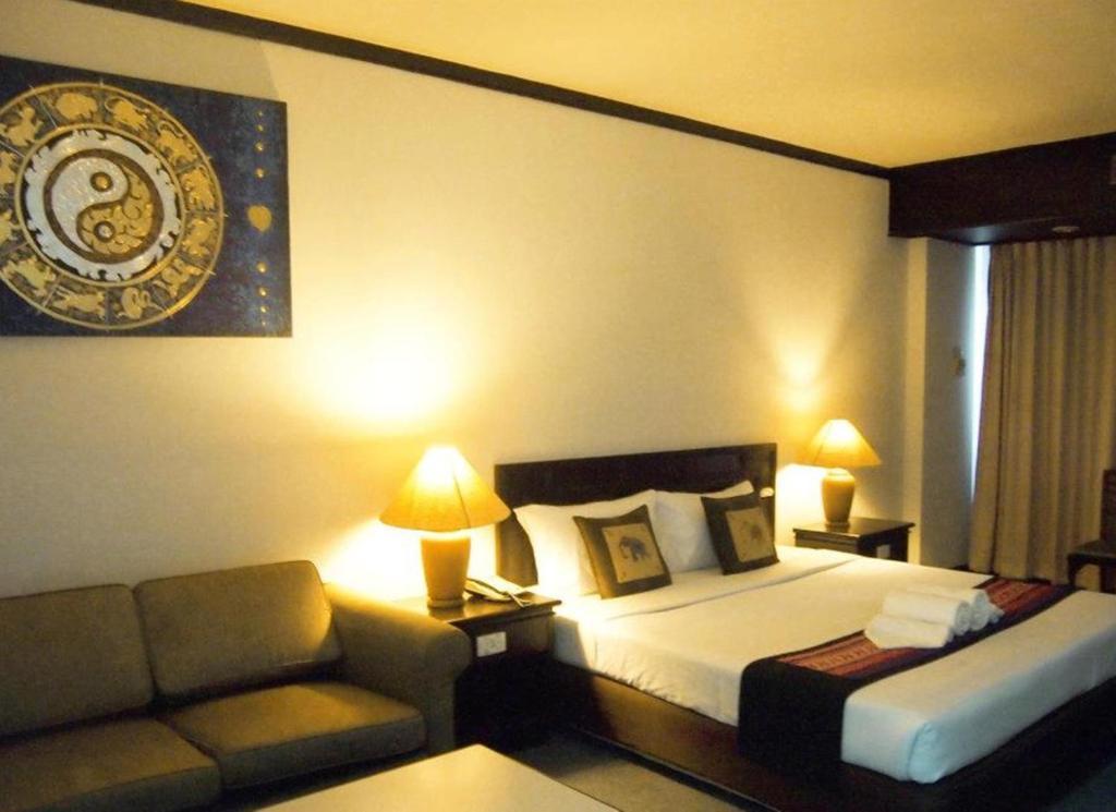 Thapaeplacehotel Chiang Mai Exterior foto