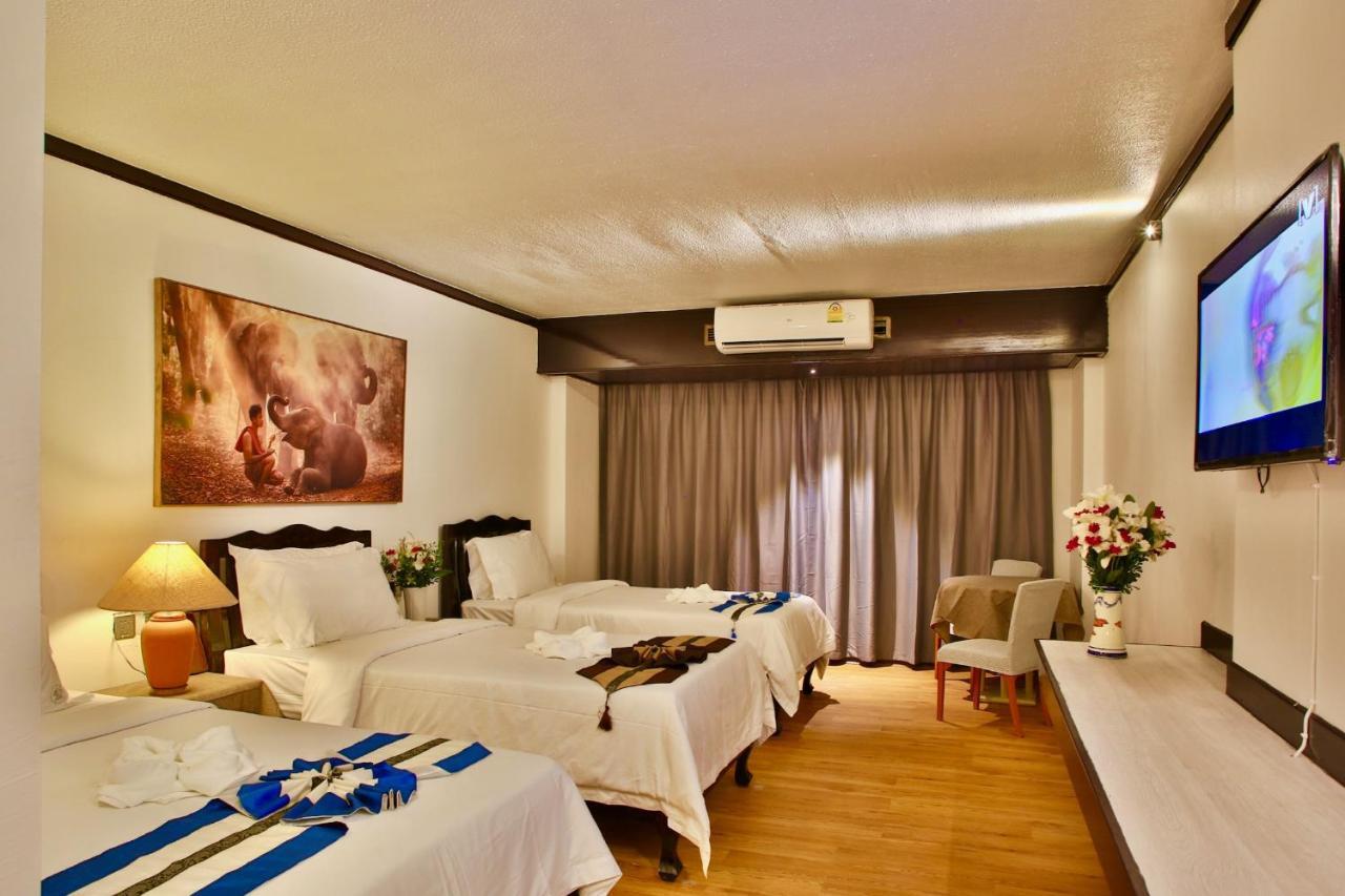 Thapaeplacehotel Chiang Mai Exterior foto