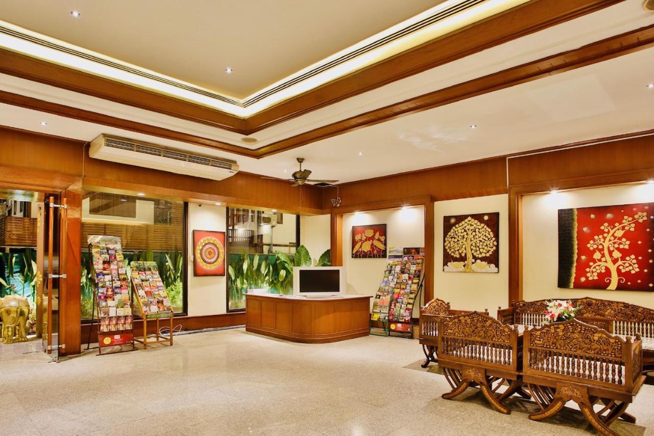 Thapaeplacehotel Chiang Mai Exterior foto