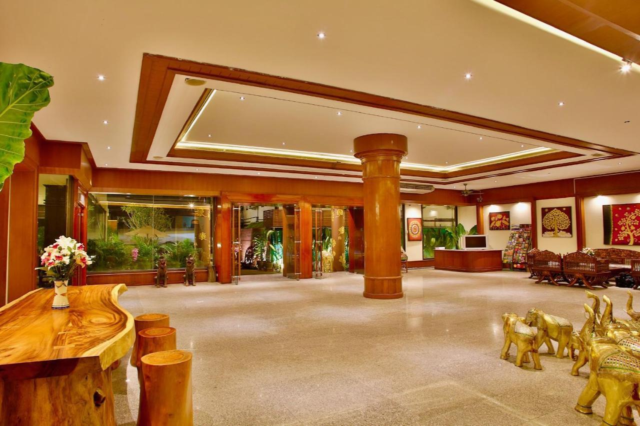 Thapaeplacehotel Chiang Mai Exterior foto