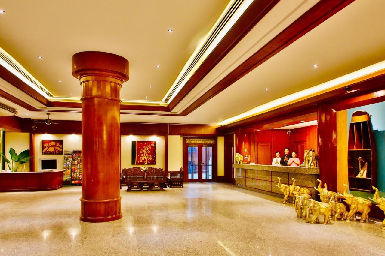Thapaeplacehotel Chiang Mai Exterior foto